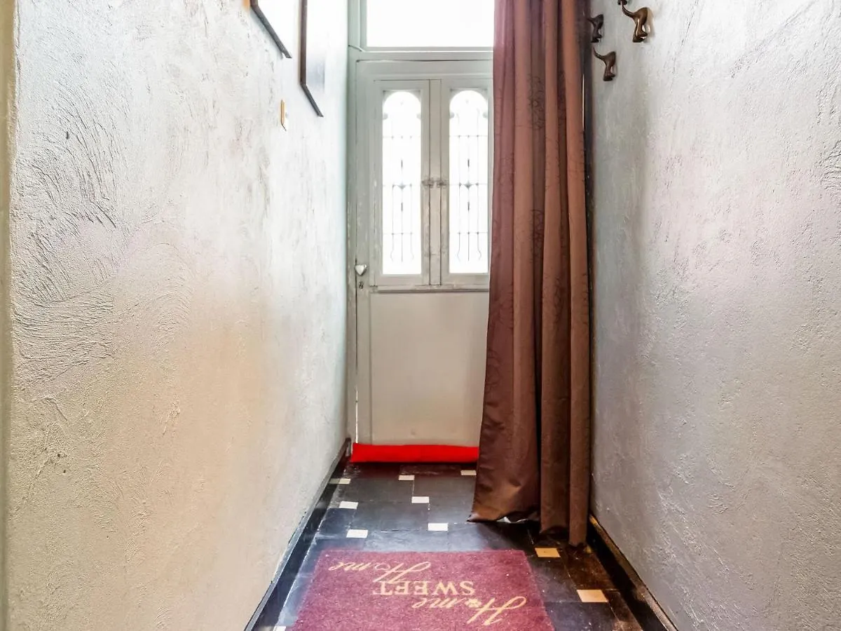 Hébergement de vacances Town House With View Over The 3 Towers Of Bruges